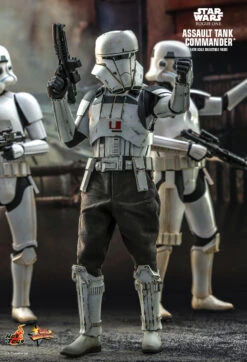 Assault Tank Commander (MMS587) -ToyJoyland product image 1086