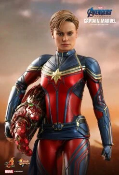 Captain Marvel (MMS575) -ToyJoyland product image 1782