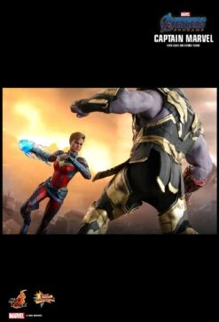 Captain Marvel (MMS575) -ToyJoyland product image 1793