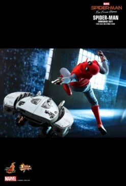 Spider-Man (Homemade Suit) (MMS552) -ToyJoyland product image 1846