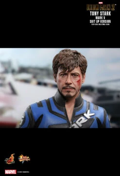 Tony Stark (Mark V Suit Up Version) (MMS599) -ToyJoyland product image 2041