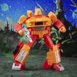 Transformers Generations Legacy Evolution: Deluxe Class - G2 Universe Autobot Jazz -ToyJoyland product image 3232