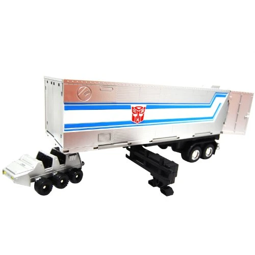 Transformers Masterpiece Series MP-10 Convoy (Optimus Prime) 7 Transformers Masterpiece Series MP-10 Convoy (Optimus Prime) - Image 7