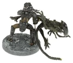 McFarlane Alien Vs. Predator Movie Playsets Action Figure Celtic Predator Throws Alien -ToyJoyland product image 482