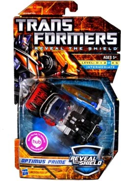Transformers Reveal The Shield Series Deluxe Class Optimus Prime